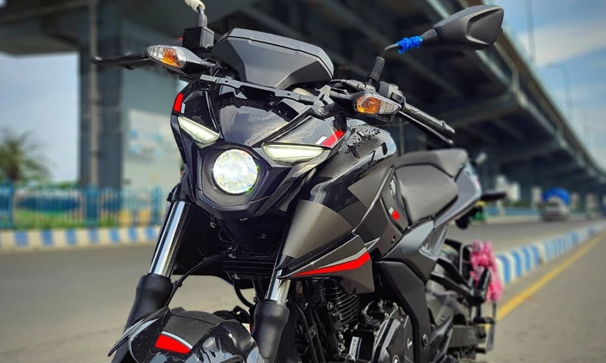 Bajaj Pulsar N160